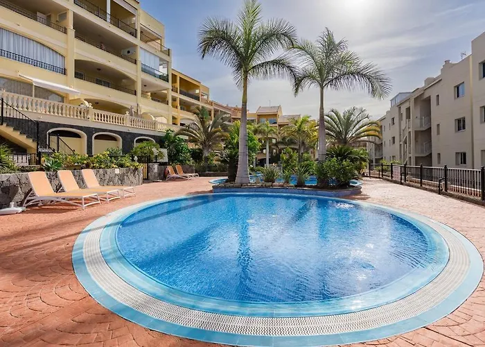 Apartment Bright Retreat With Lush Outdoor Space Palm-mar